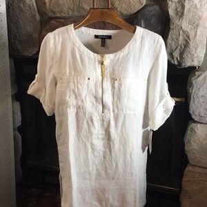 Ellen Tracy top with gold trimming - New